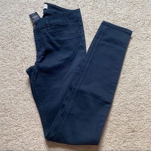 Hollister jeans, size 3